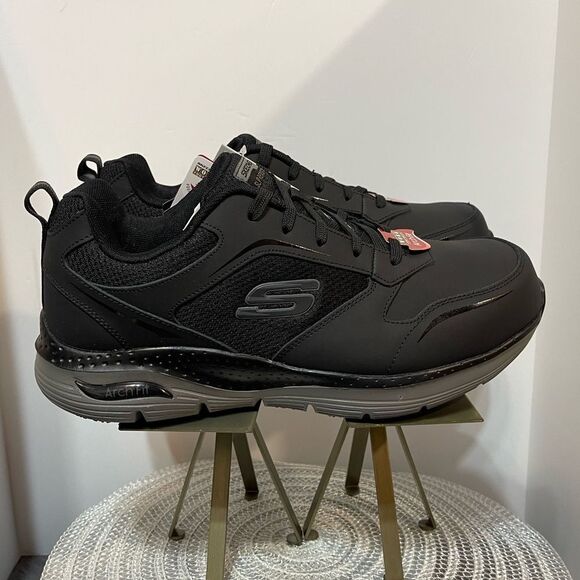 Sketcher’s Men’s Work Footwear Size 11 Black/Charcoal NWT - Picture 9 of 16